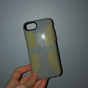 Speck iPhone 7 case